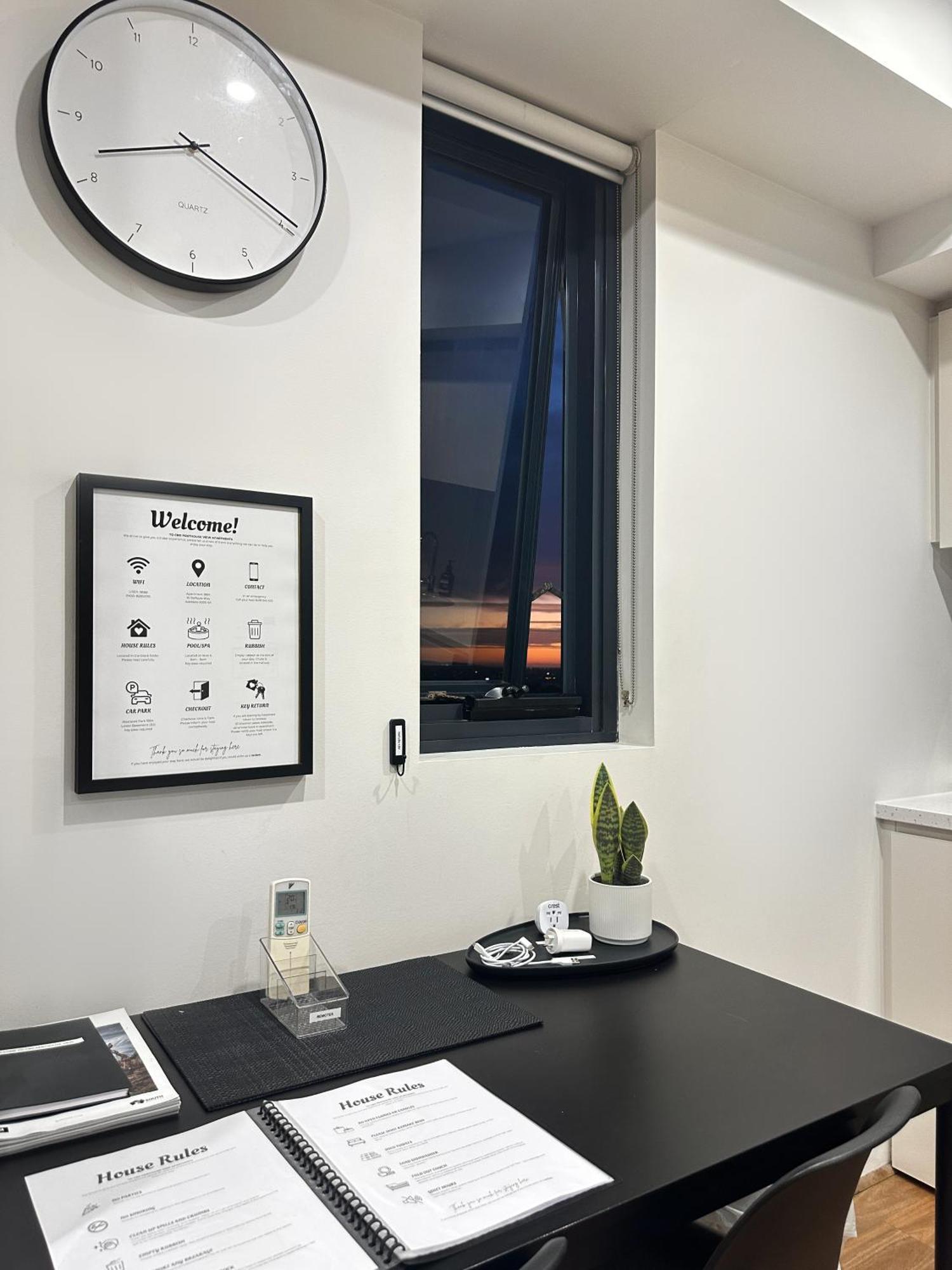 Penthouse View Apartment Luxury Cbd Penthouse Sleeps 6 Balcony Spa Access แอดิเลด ภายนอก รูปภาพ