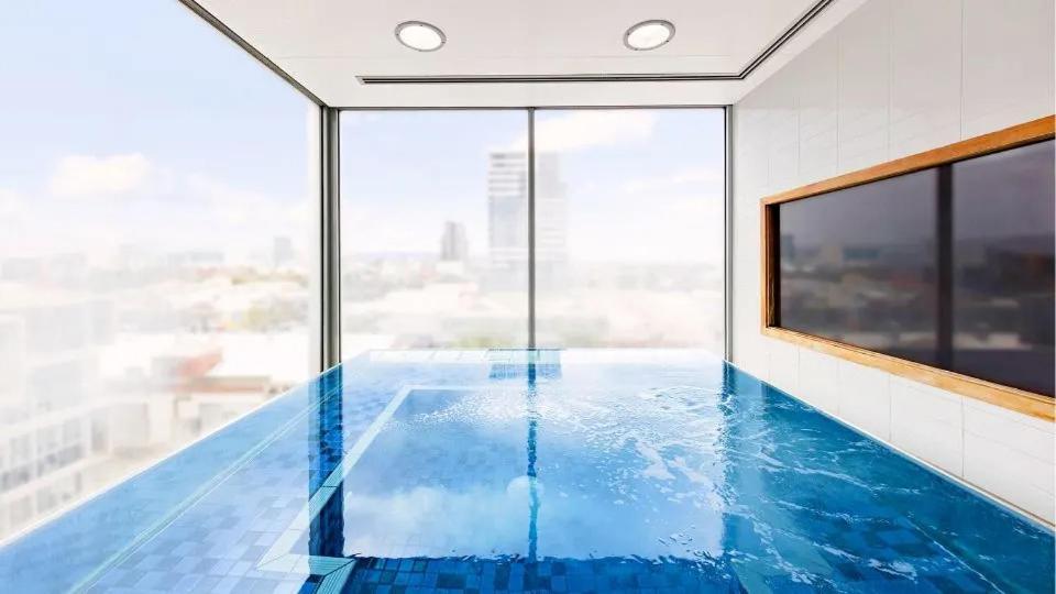 Penthouse View Apartment Luxury Cbd Penthouse Sleeps 6 Balcony Spa Access แอดิเลด ภายนอก รูปภาพ